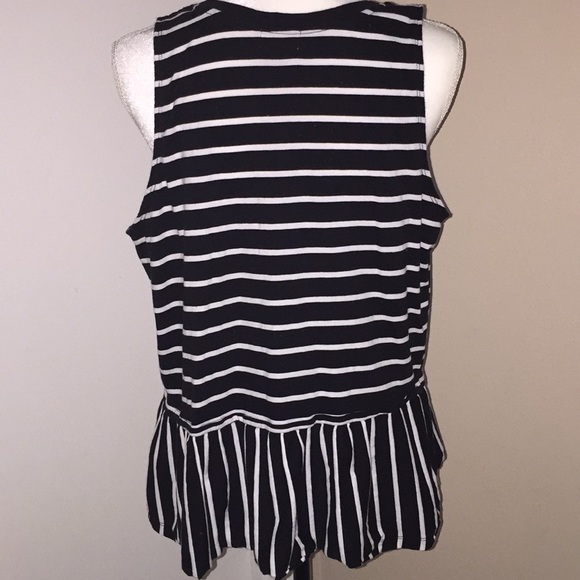 Old Navy black and white peplum top size XL - Picture 7 of 7